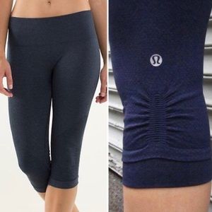 Lululemon Cropped In the Flow ruched pants